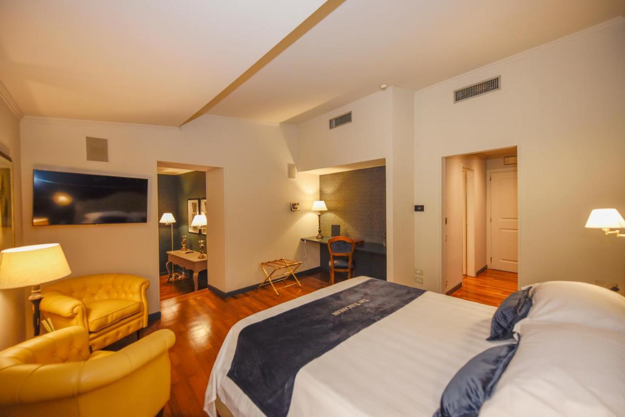 לוקה The Tuscanian Hotel מראה חיצוני תמונה