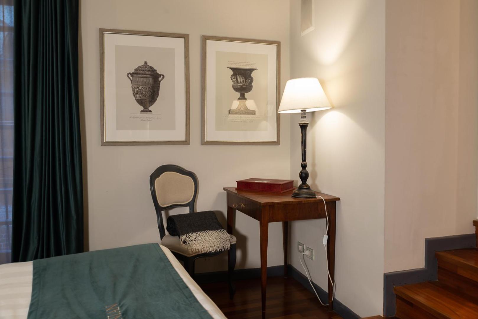 לוקה The Tuscanian Hotel מראה חיצוני תמונה