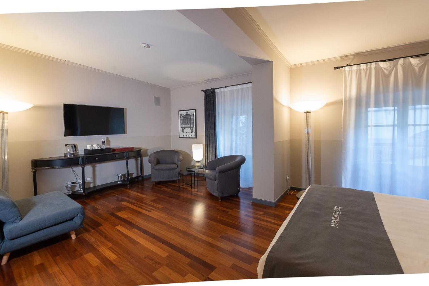 לוקה The Tuscanian Hotel חדר תמונה